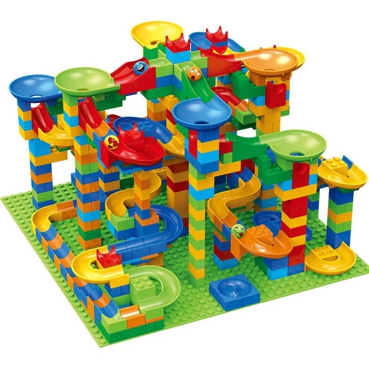 Circuit billes 8 ans
Circuit billes 6 ans
Circuit billes 3 ans
Circuit billes 4 ans	
circuit à billes
circuit de billes